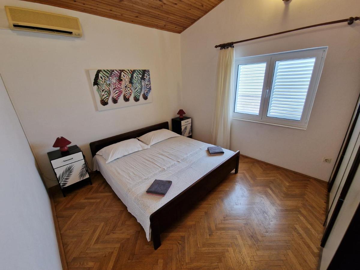 Apartments By The Sea Mimice, Omis - 2972 Zewnętrze zdjęcie