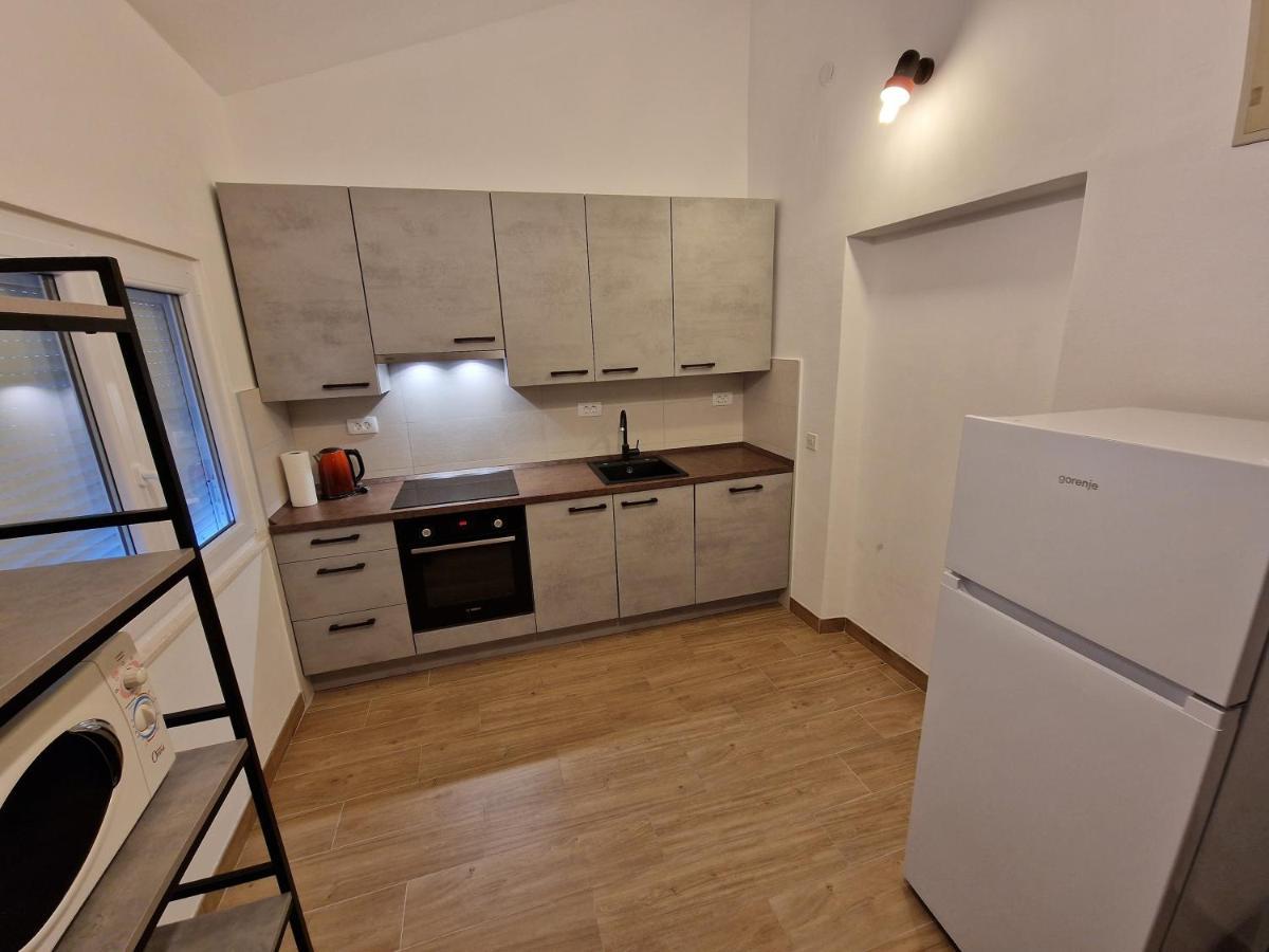 Apartments By The Sea Mimice, Omis - 2972 Zewnętrze zdjęcie